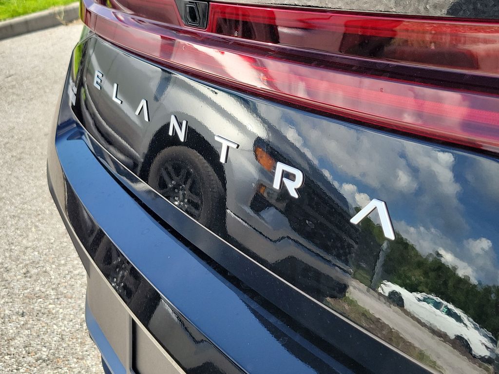 Thumbnail: 2026 Hyundai Elantra - 18