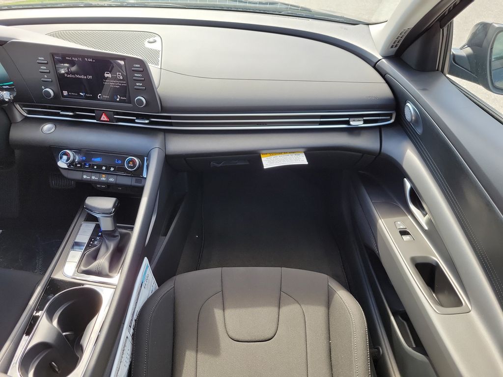 Thumbnail: 2026 Hyundai Elantra - 8