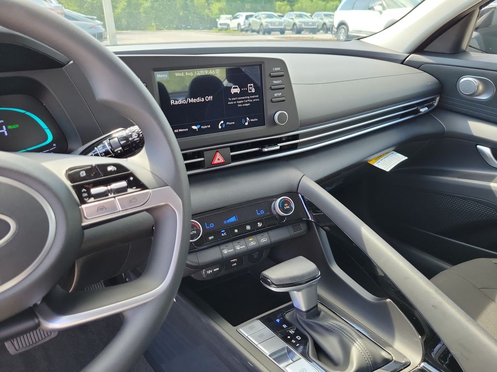 Thumbnail: 2026 Hyundai Elantra - 32