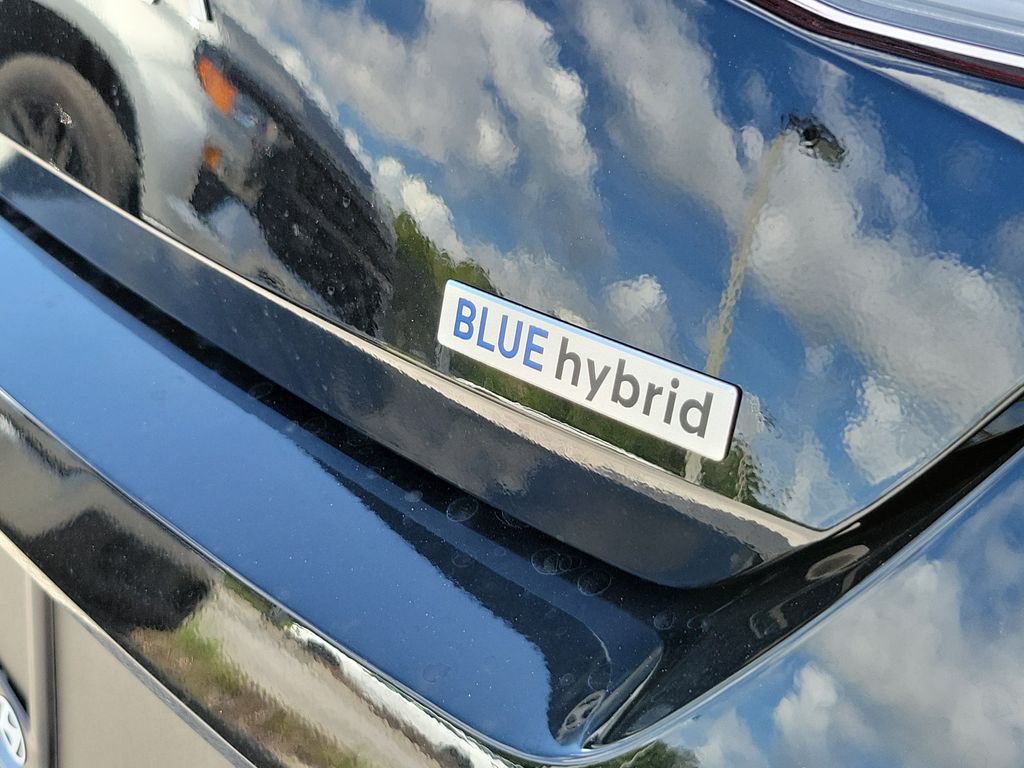 Thumbnail: 2026 Hyundai Elantra - 6