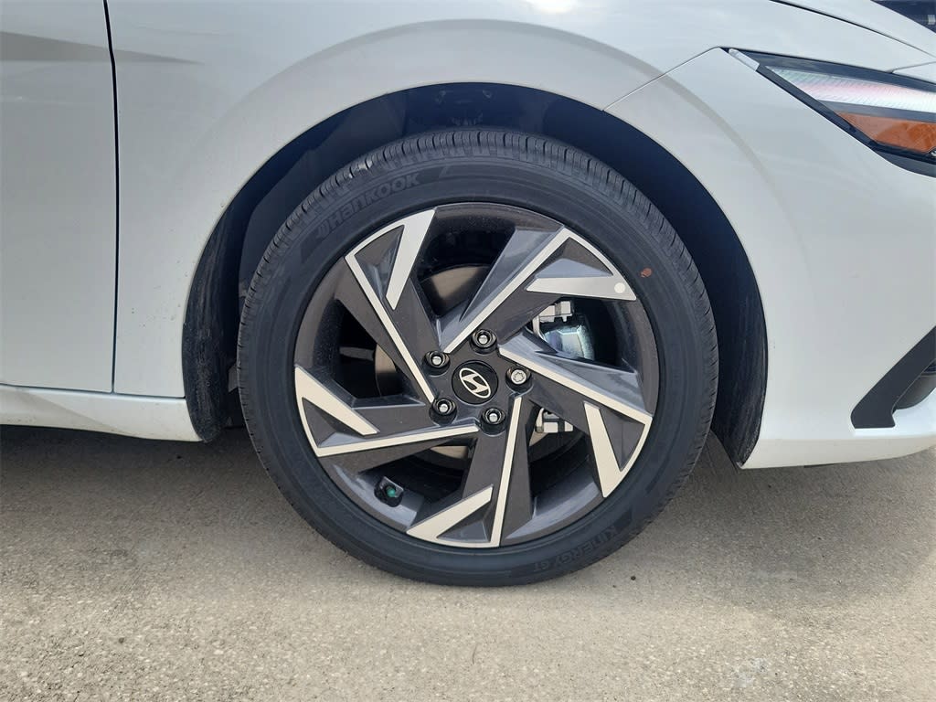 Thumbnail: 2025 Hyundai Elantra - 6