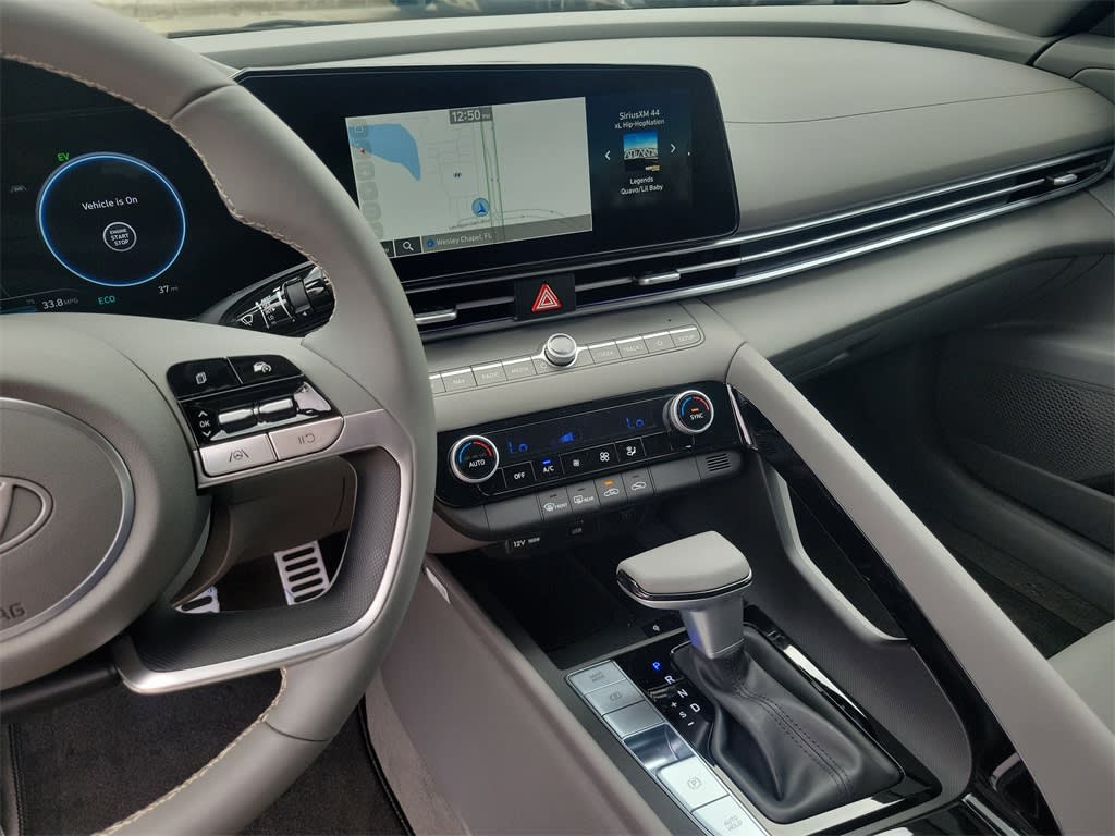 Thumbnail: 2025 Hyundai Elantra - 30