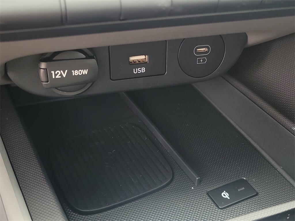 Thumbnail: 2025 Hyundai Elantra - 29