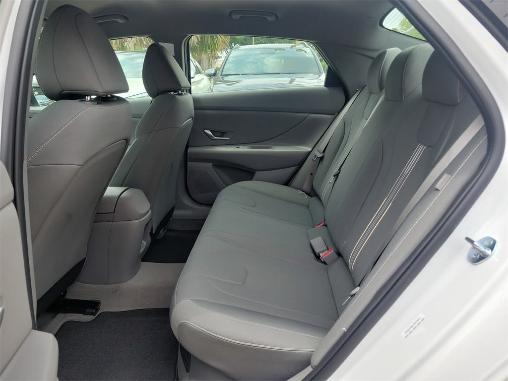 Thumbnail: 2025 Hyundai Elantra - 10