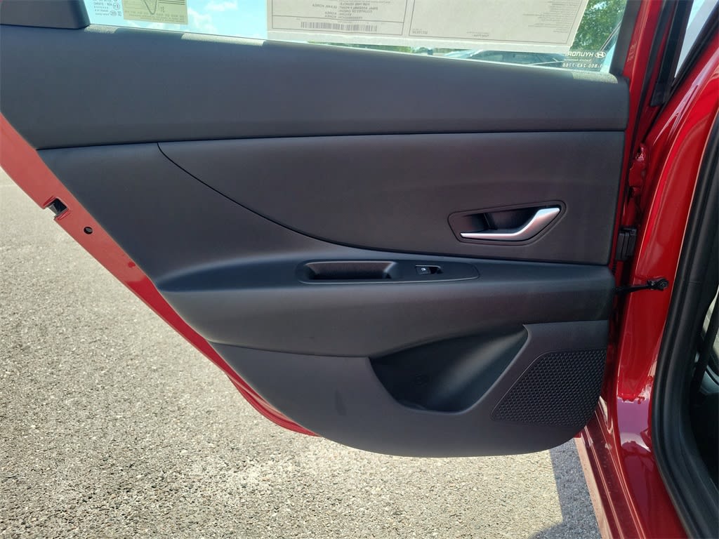 Thumbnail: 2025 Hyundai Elantra - 19