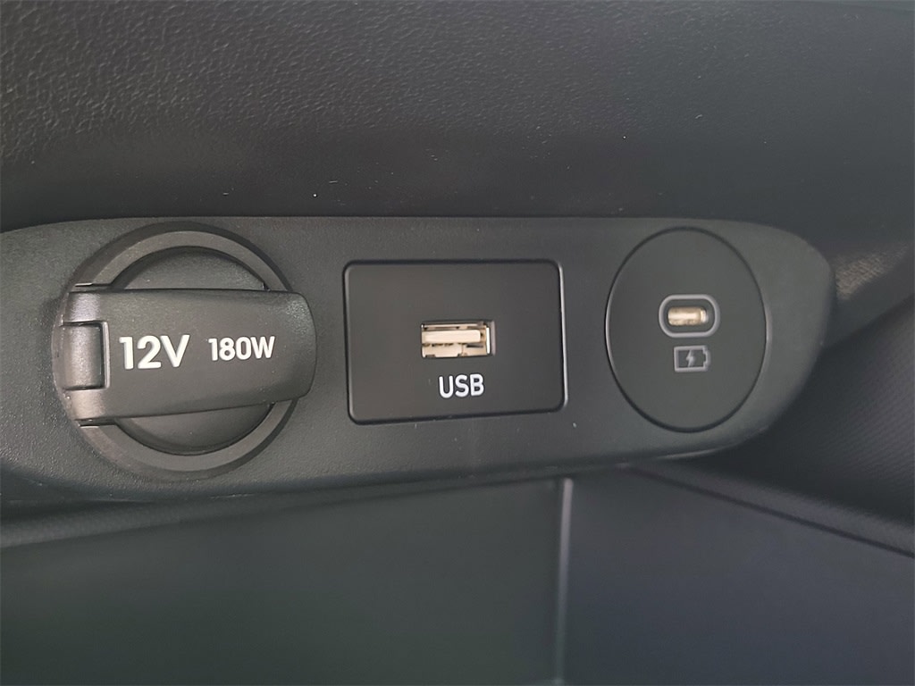 Thumbnail: 2025 Hyundai Elantra - 27