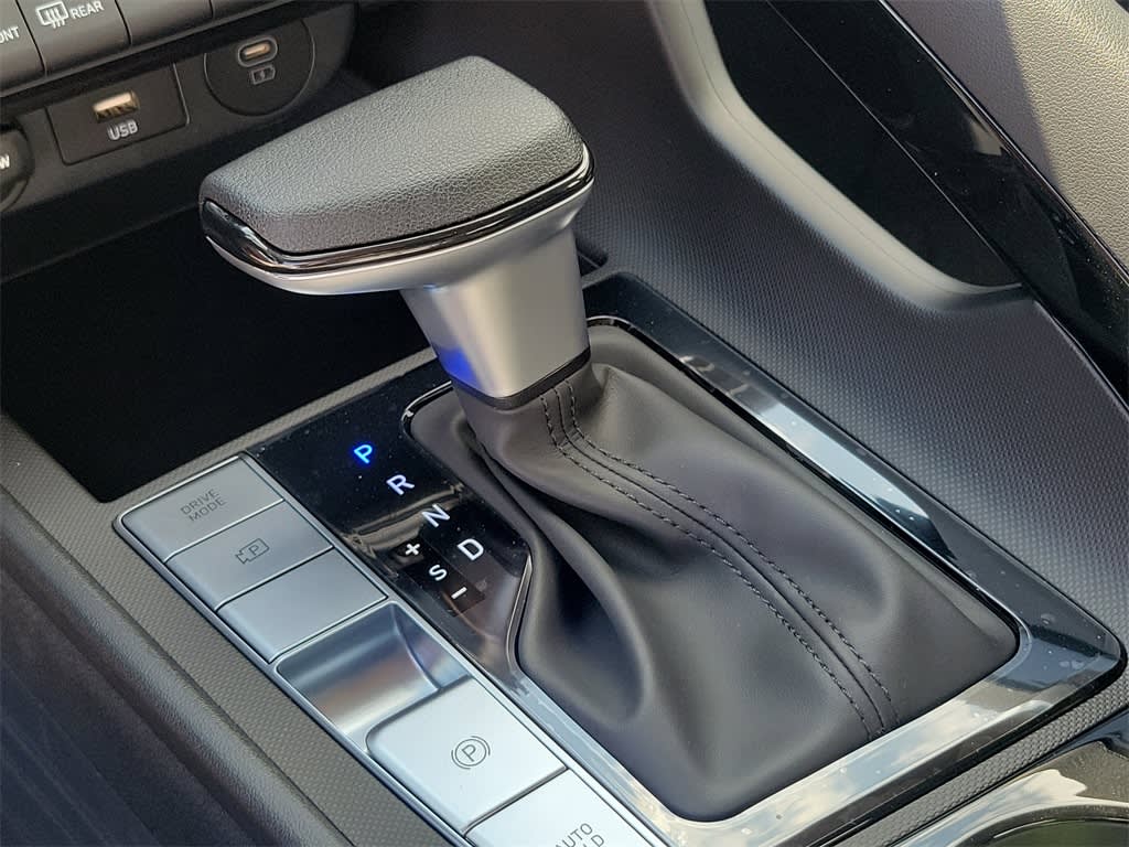 Thumbnail: 2025 Hyundai Elantra - 13