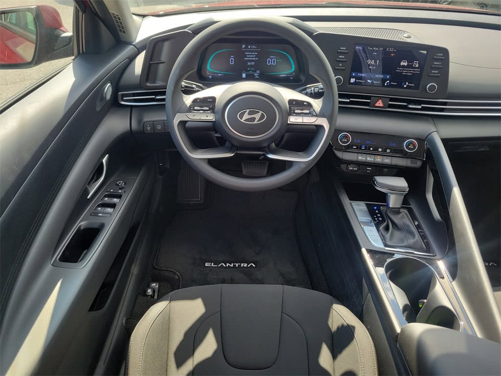 Thumbnail: 2025 Hyundai Elantra - 6