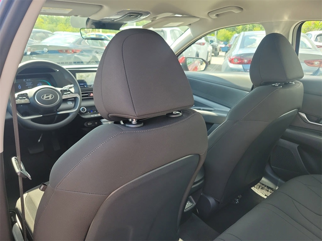 Thumbnail: 2025 Hyundai Elantra - 7