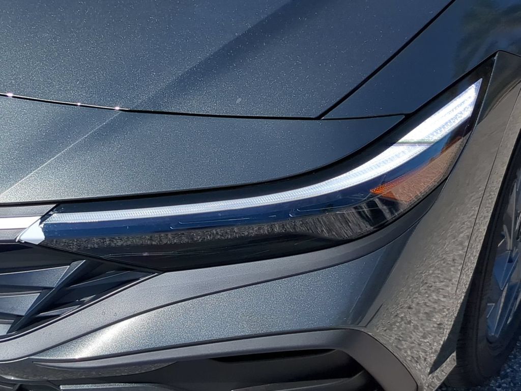 Thumbnail: 2026 Hyundai Elantra - 20
