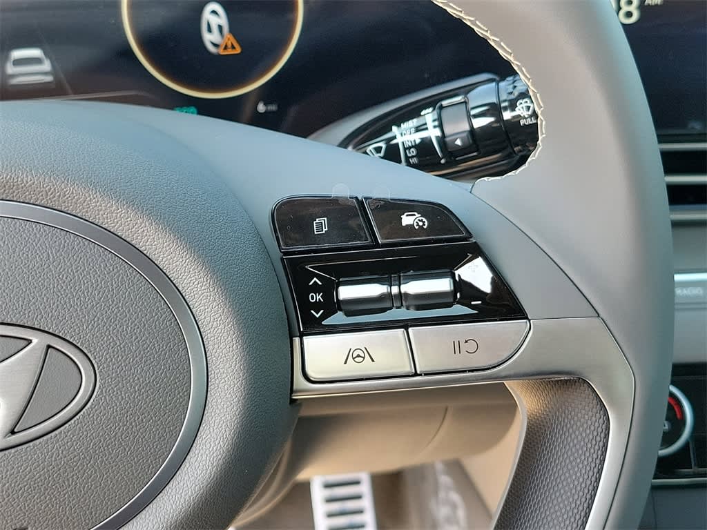 Thumbnail: 2025 Hyundai Elantra - 27