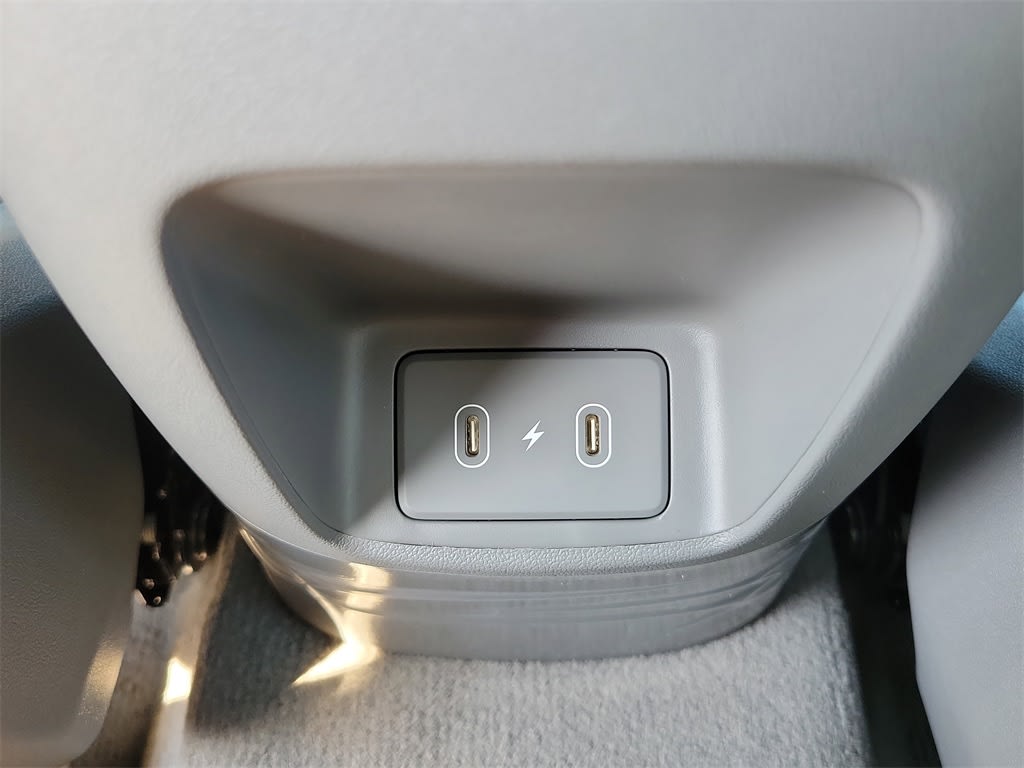 Thumbnail: 2025 Hyundai Elantra - 19