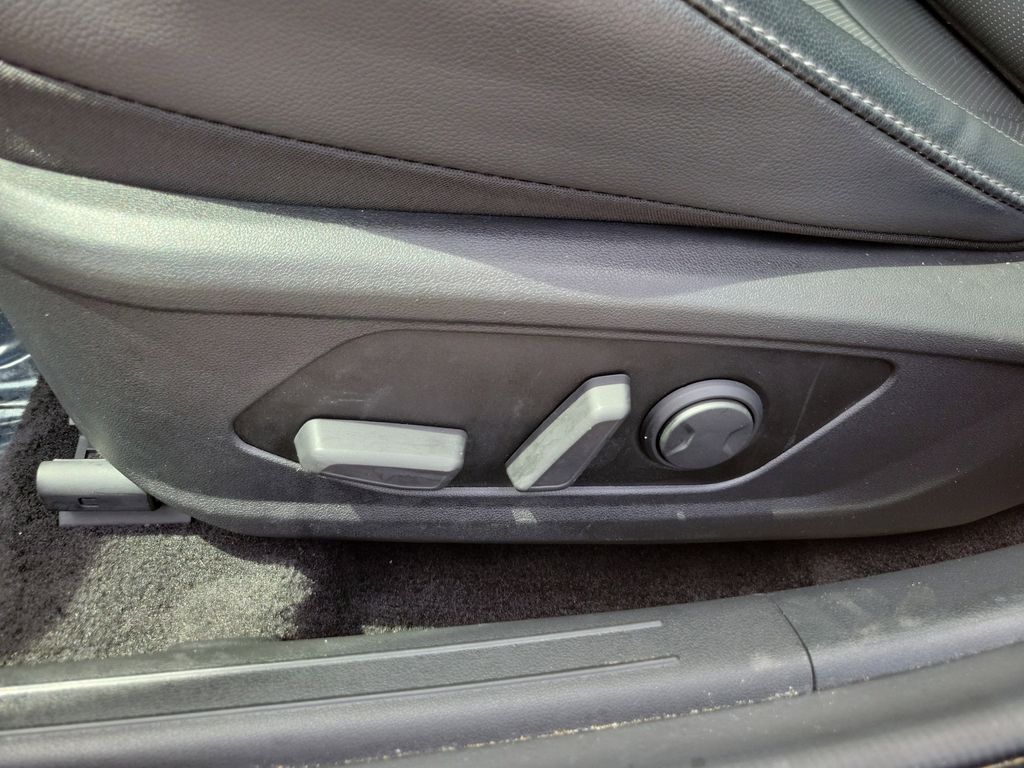 Thumbnail: 2023 Hyundai Elantra - 22