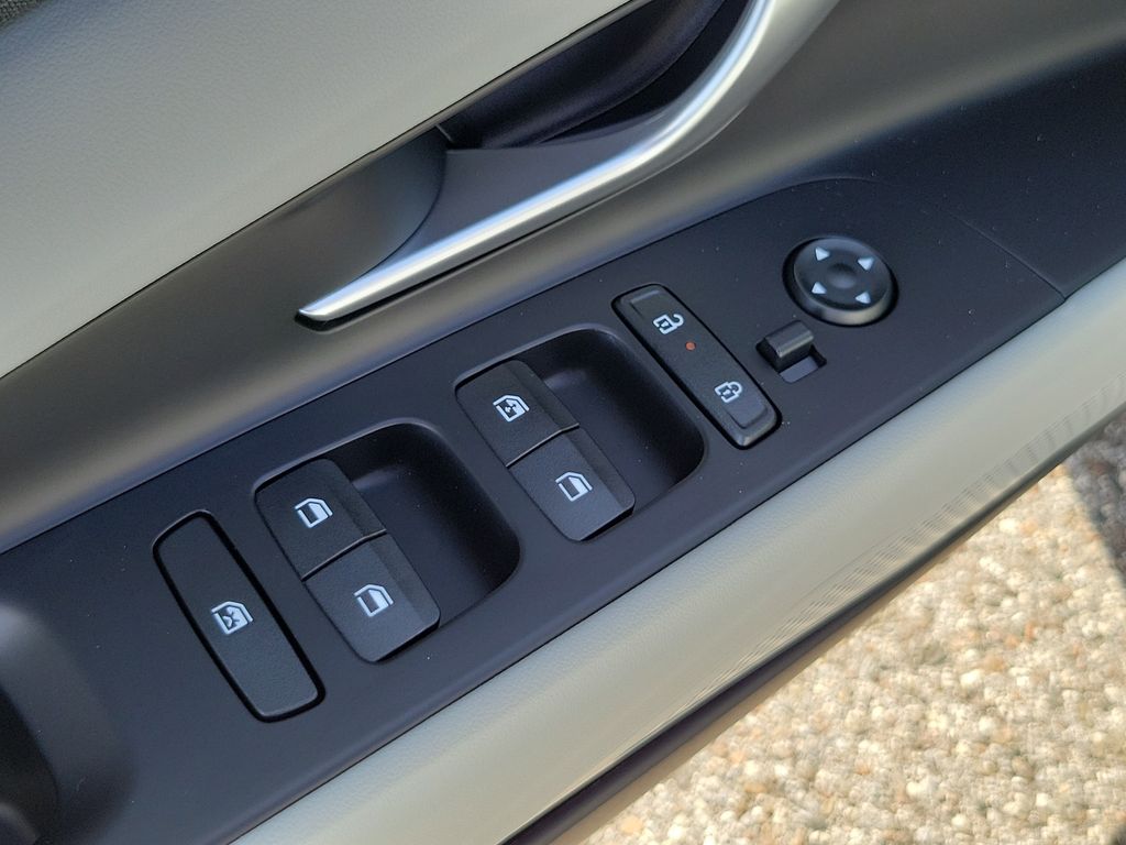 Thumbnail: 2026 Hyundai Elantra - 24