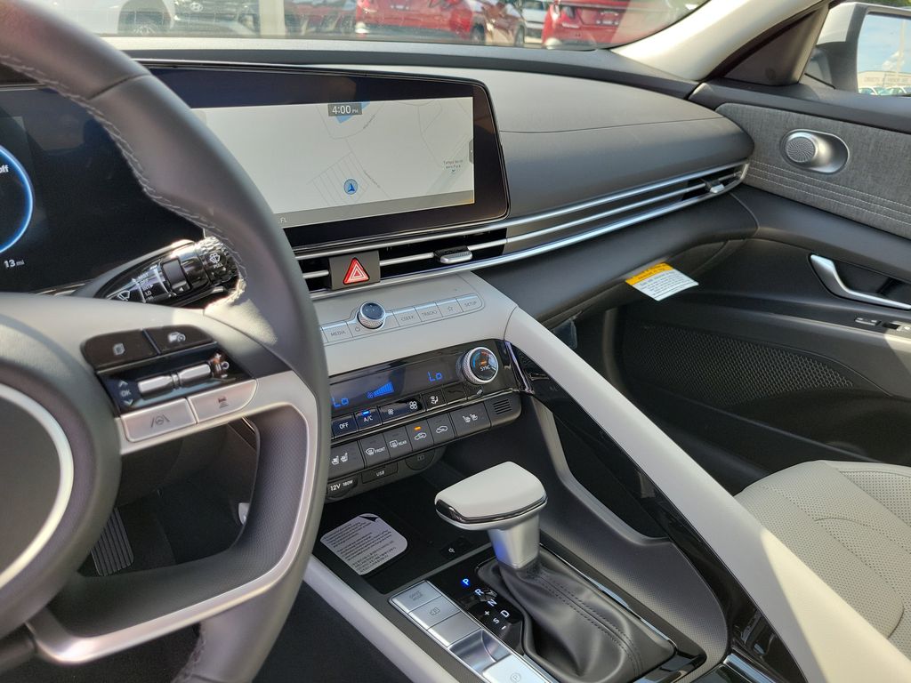 Thumbnail: 2026 Hyundai Elantra - 32