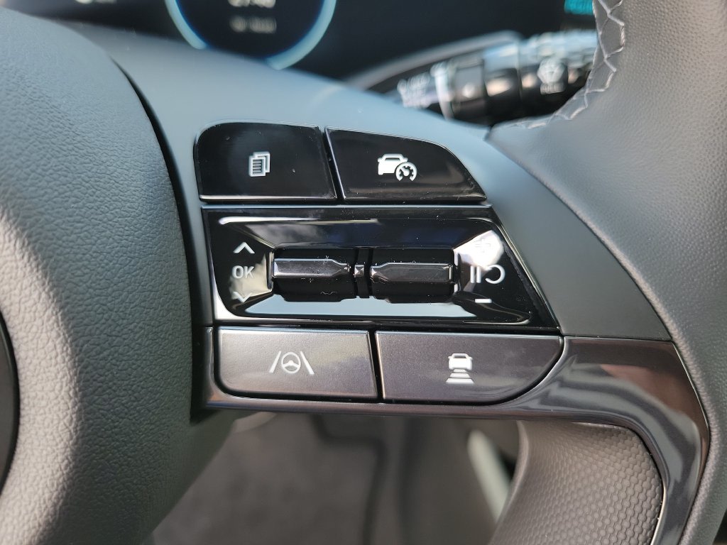 Thumbnail: 2026 Hyundai Elantra - 31