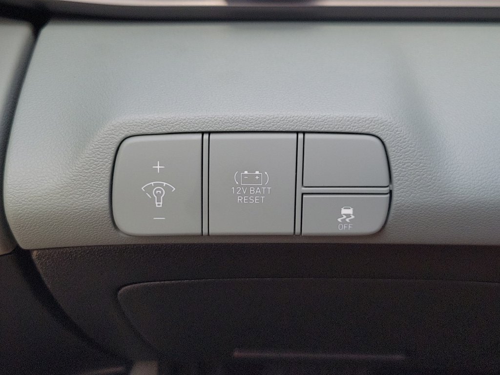 Thumbnail: 2026 Hyundai Elantra - 23