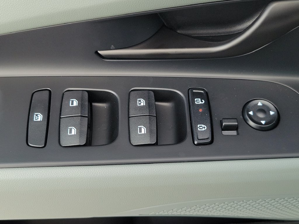 Thumbnail: 2026 Hyundai Elantra - 30