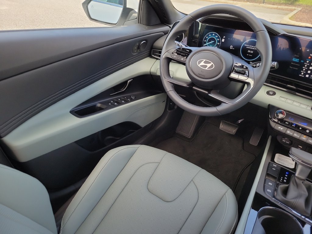Thumbnail: 2026 Hyundai Elantra - 11