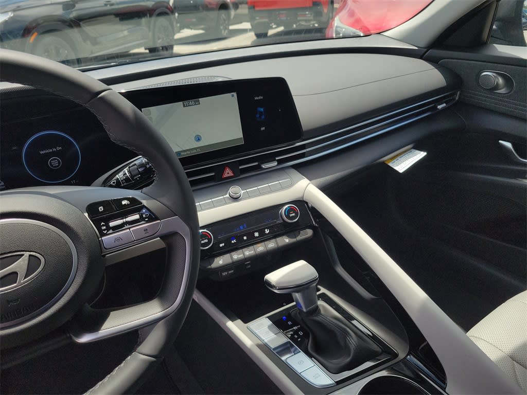 Thumbnail: 2025 Hyundai Elantra - 31