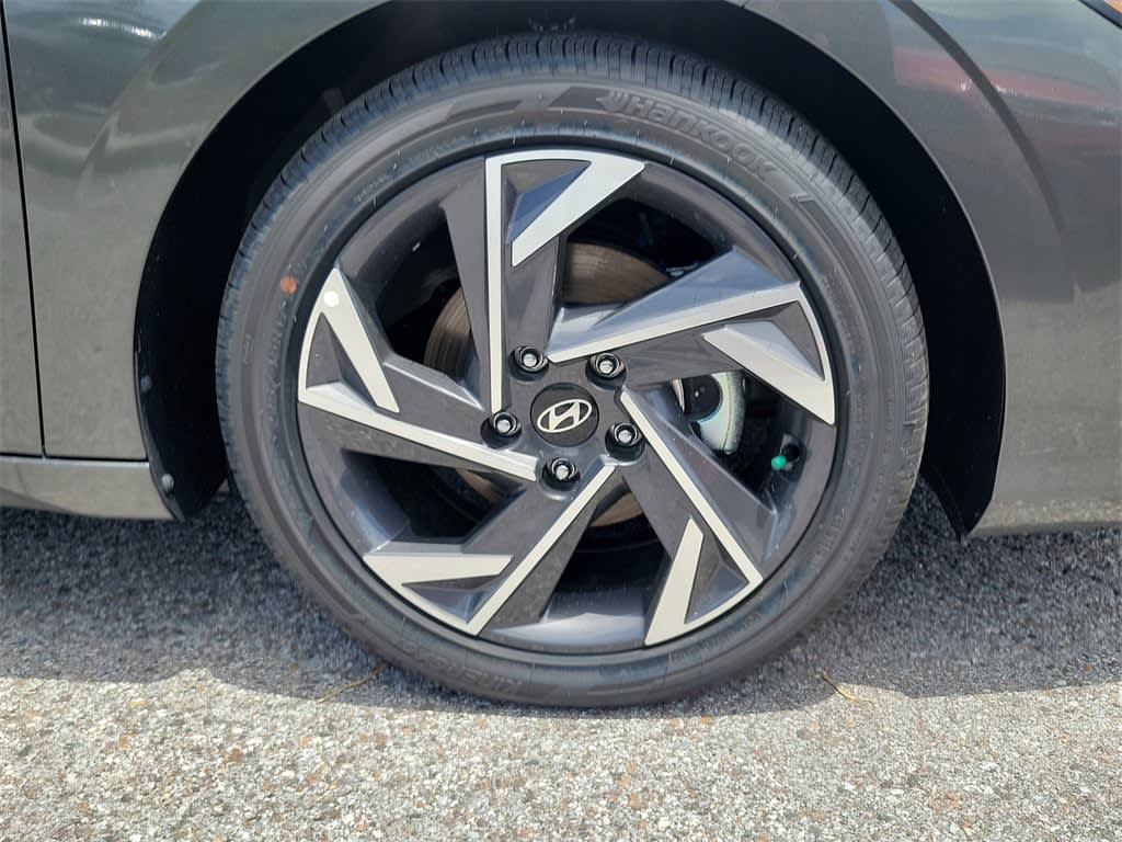 Thumbnail: 2025 Hyundai Elantra - 5