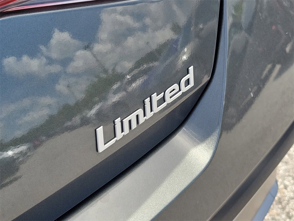 Thumbnail: 2025 Hyundai Elantra - 4