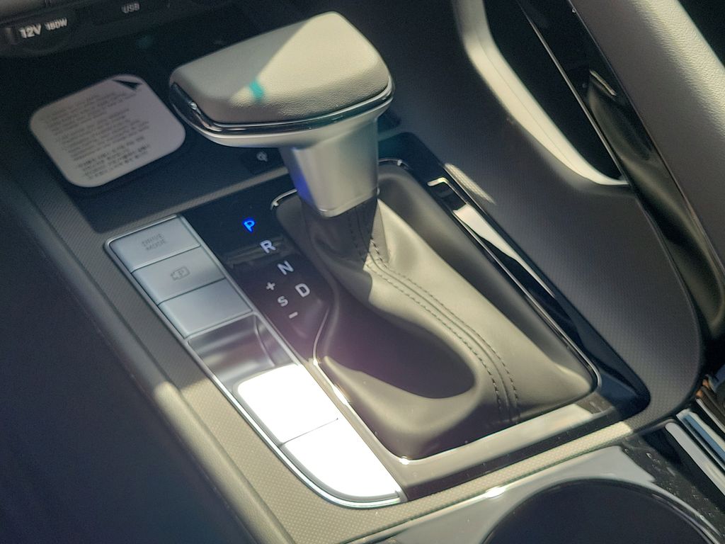 Thumbnail: 2026 Hyundai Elantra - 12