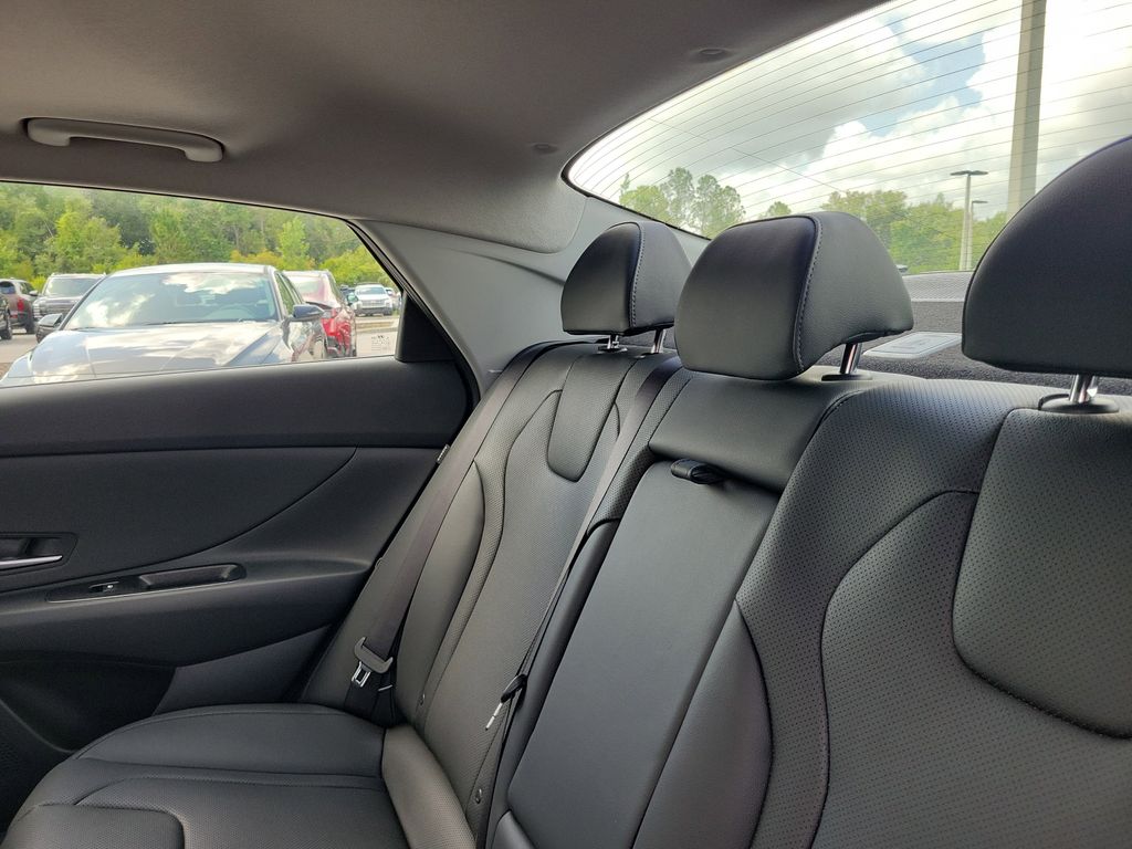 Thumbnail: 2026 Hyundai Elantra - 8