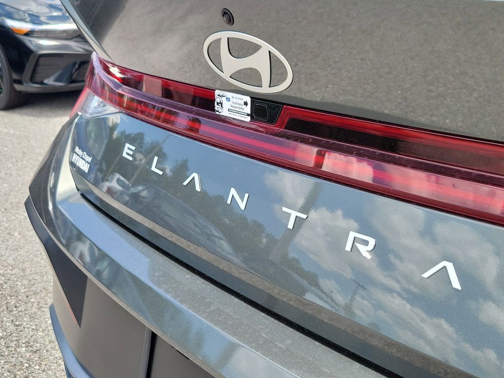 Thumbnail: 2026 Hyundai Elantra - 18