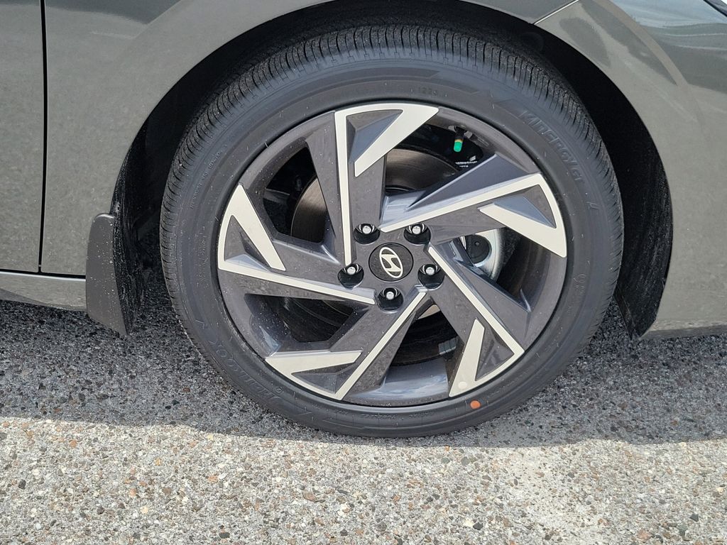 Thumbnail: 2026 Hyundai Elantra - 7