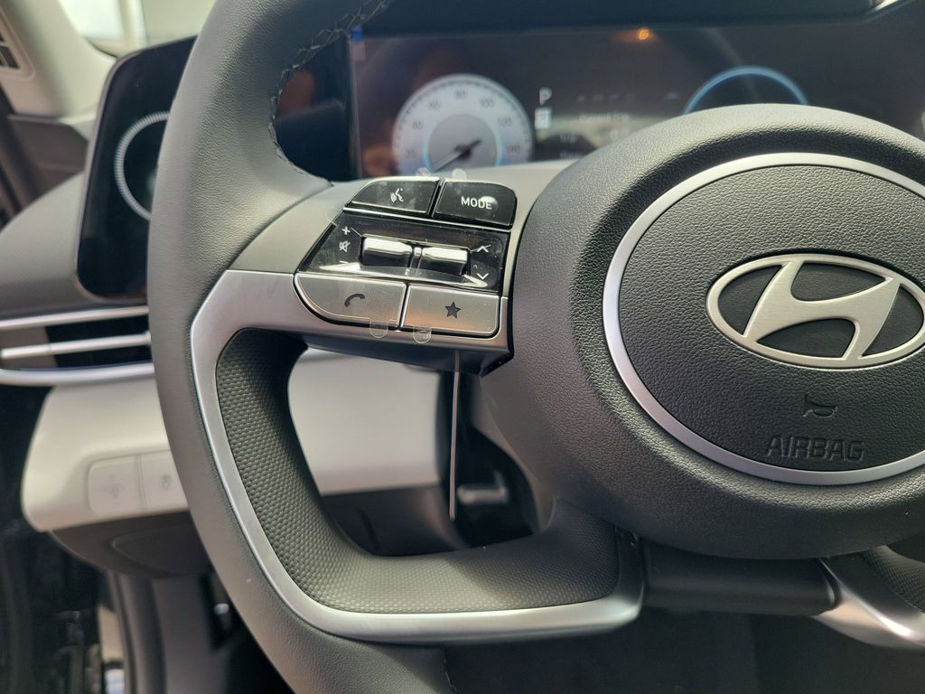 Thumbnail: 2026 Hyundai Elantra - 30