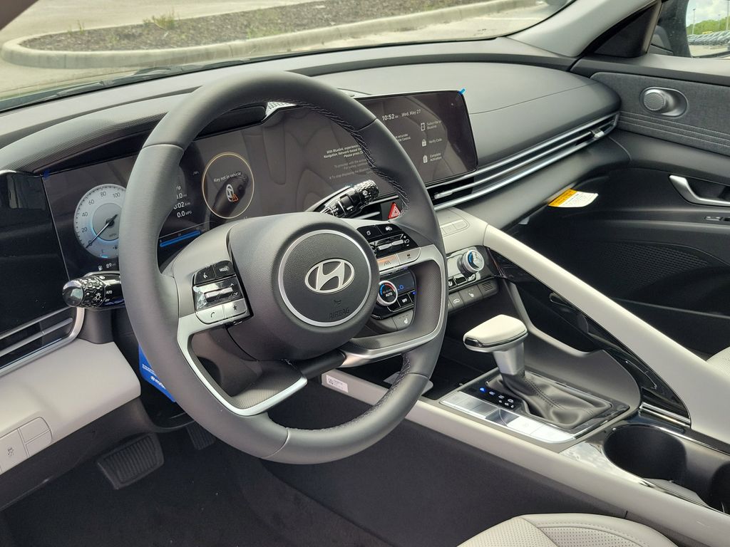 Thumbnail: 2026 Hyundai Elantra - 10