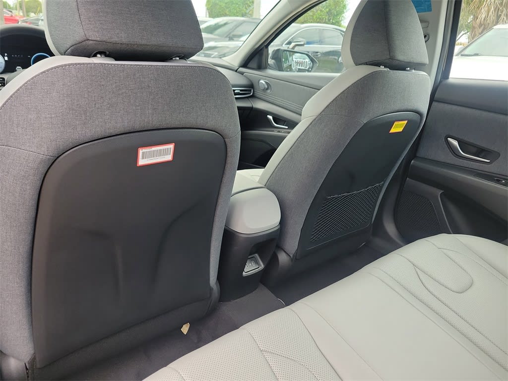 Thumbnail: 2025 Hyundai Elantra - 21