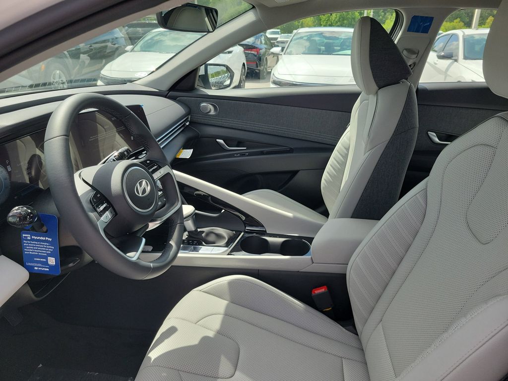 Thumbnail: 2026 Hyundai Elantra - 9