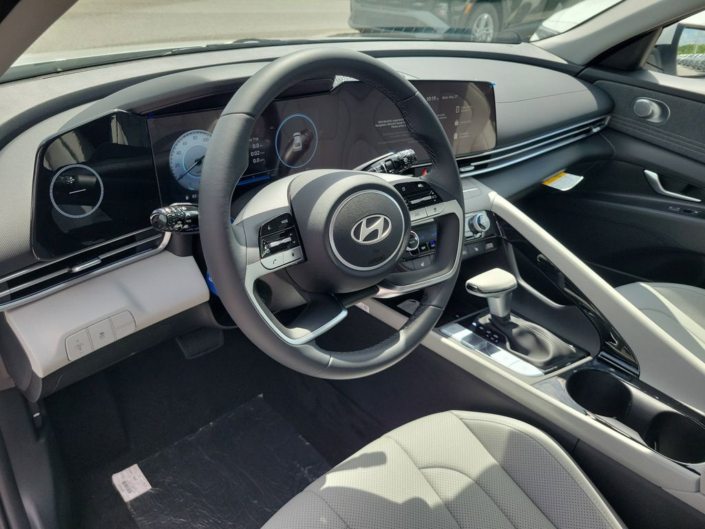Thumbnail: 2026 Hyundai Elantra - 11