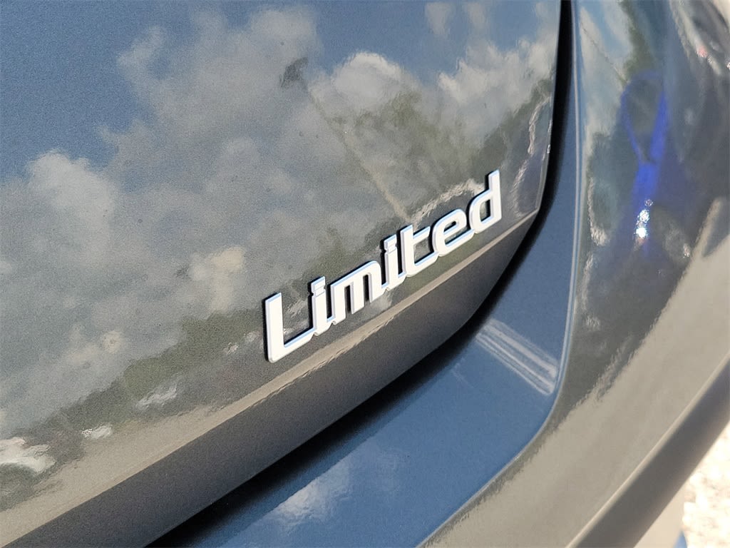 Thumbnail: 2025 Hyundai Elantra - 6