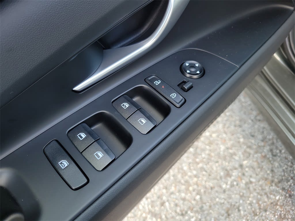 Thumbnail: 2025 Hyundai Elantra - 24