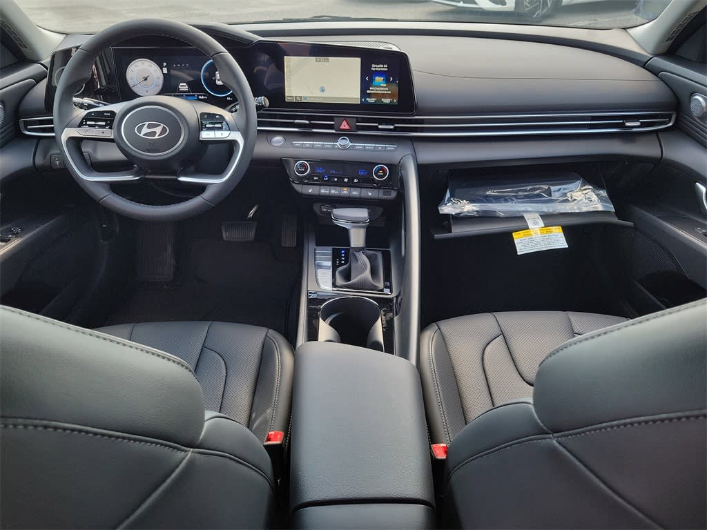 Thumbnail: 2025 Hyundai Elantra - 2