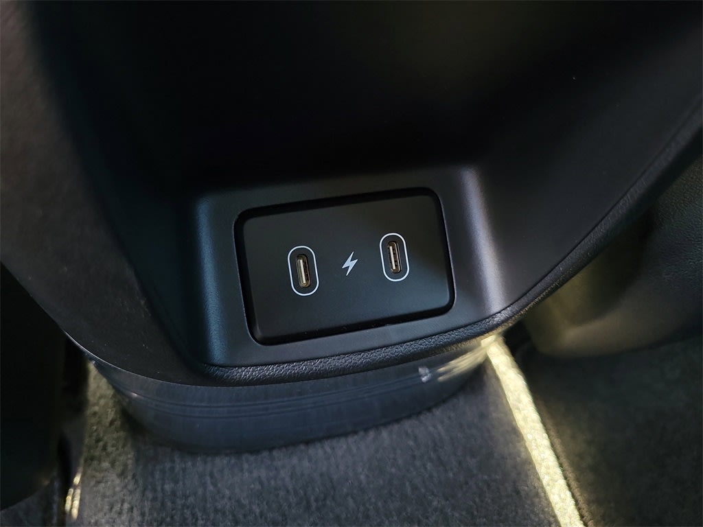 Thumbnail: 2025 Hyundai Elantra - 21