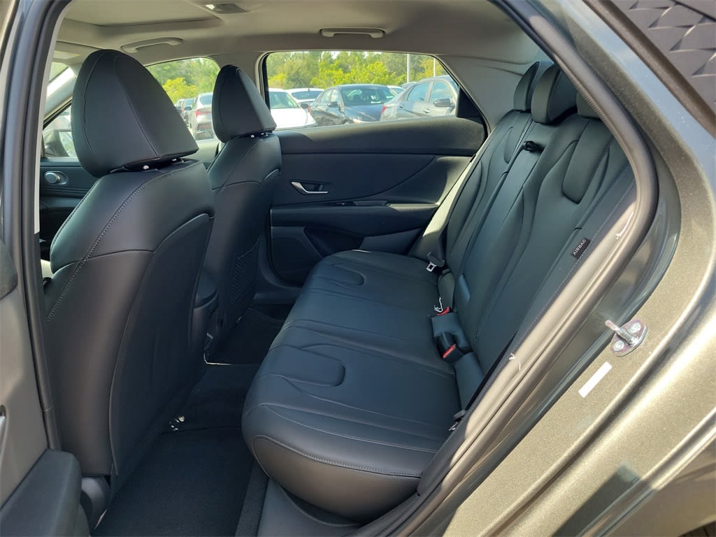 Thumbnail: 2025 Hyundai Elantra - 11