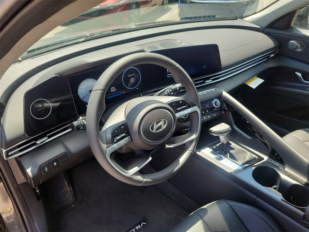 Thumbnail: 2025 Hyundai Elantra - 41