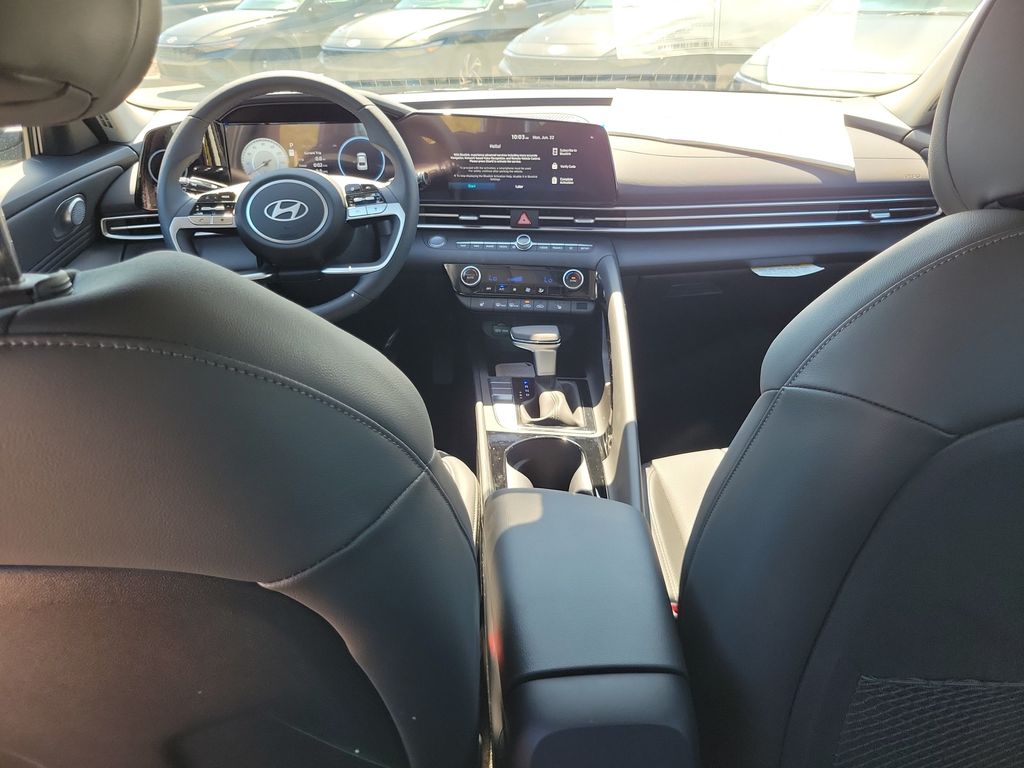 Thumbnail: 2026 Hyundai Elantra - 2