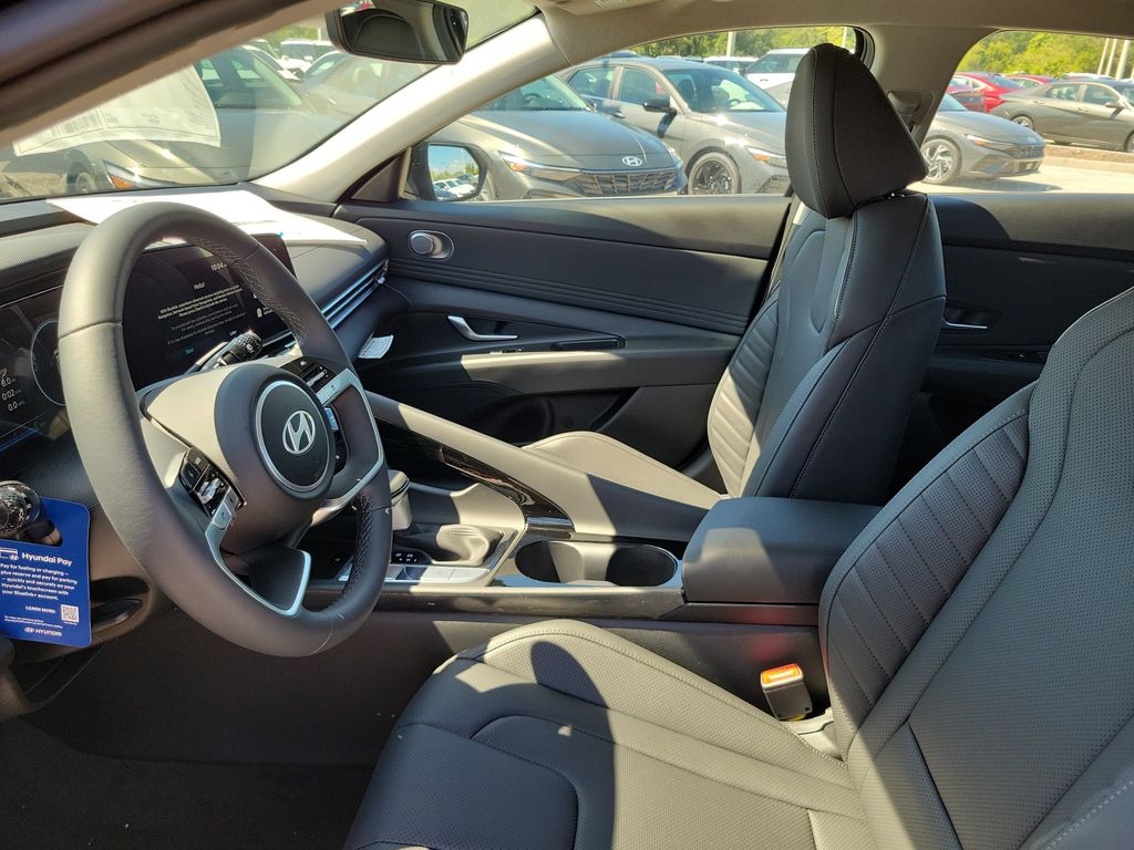 Thumbnail: 2026 Hyundai Elantra - 10