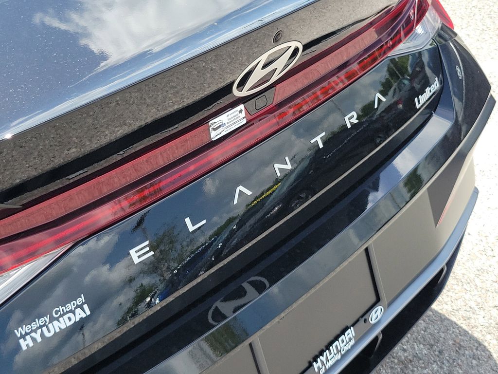Thumbnail: 2026 Hyundai Elantra - 18