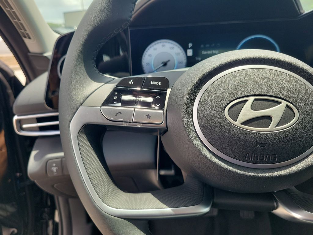 Thumbnail: 2026 Hyundai Elantra - 30