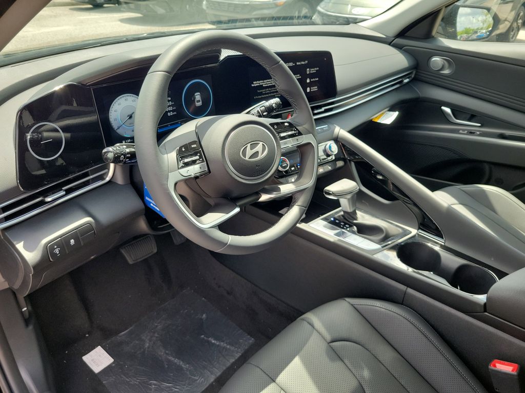 Thumbnail: 2026 Hyundai Elantra - 10