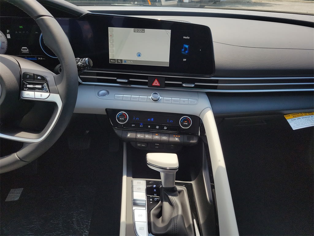 Thumbnail: 2025 Hyundai Elantra - 12