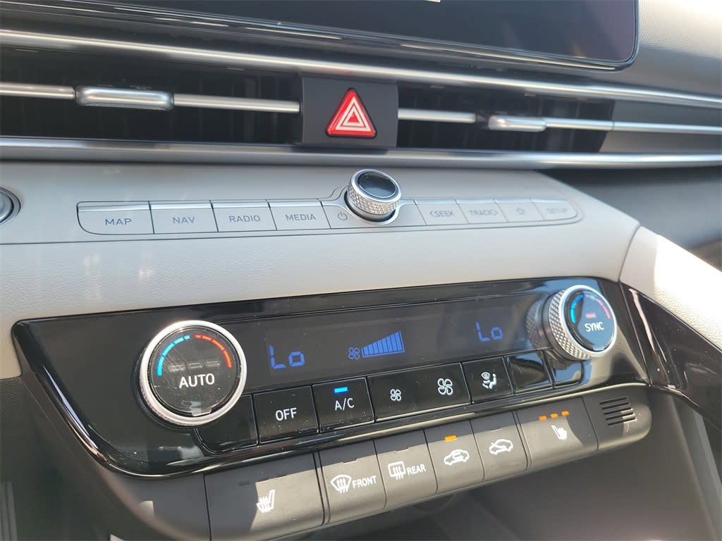 Thumbnail: 2025 Hyundai Elantra - 29