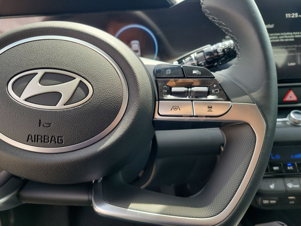 Thumbnail: 2026 Hyundai Elantra - 32