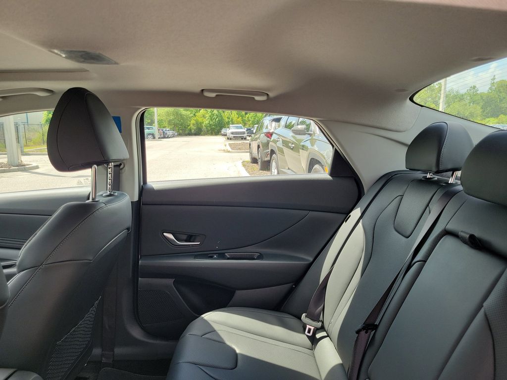 Thumbnail: 2026 Hyundai Elantra - 9